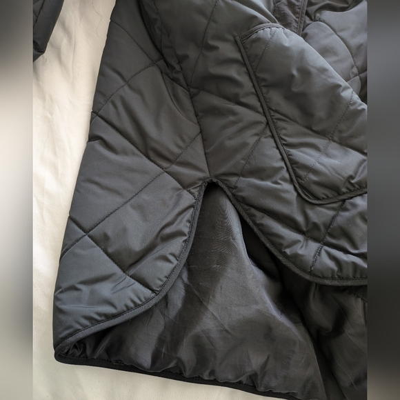 Women's Black Quilted Jacket - Picture 8 of 9